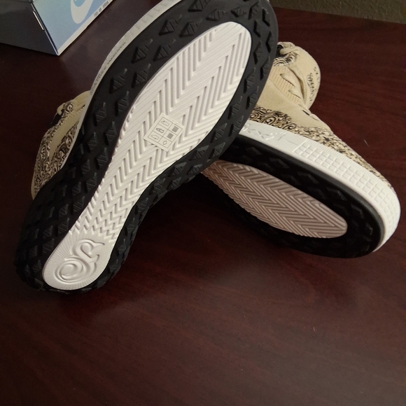 Skechers Mens Snoop Dogg Sizzle Buckets Blazed Gold Shoes (NWT) - Picture 6 of 8